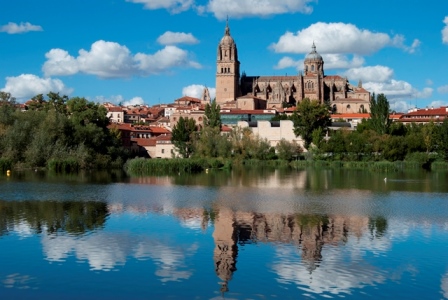 Reflejos_de_la_Catedral_Nueva_de_Salamanca (1)